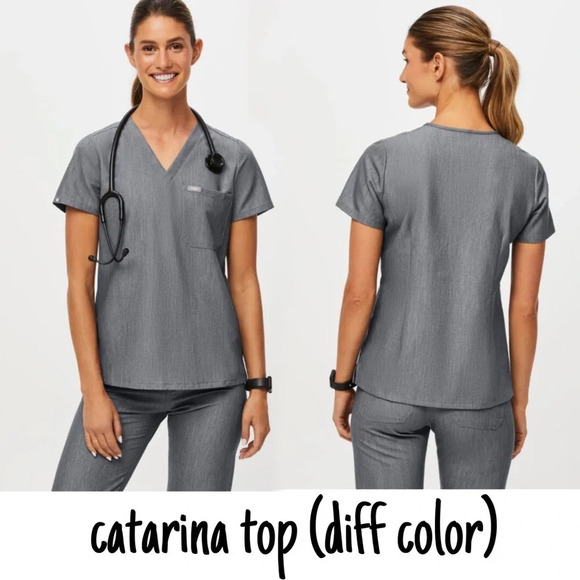 NWT FIGS Catarina Top - Picture 1 of 4